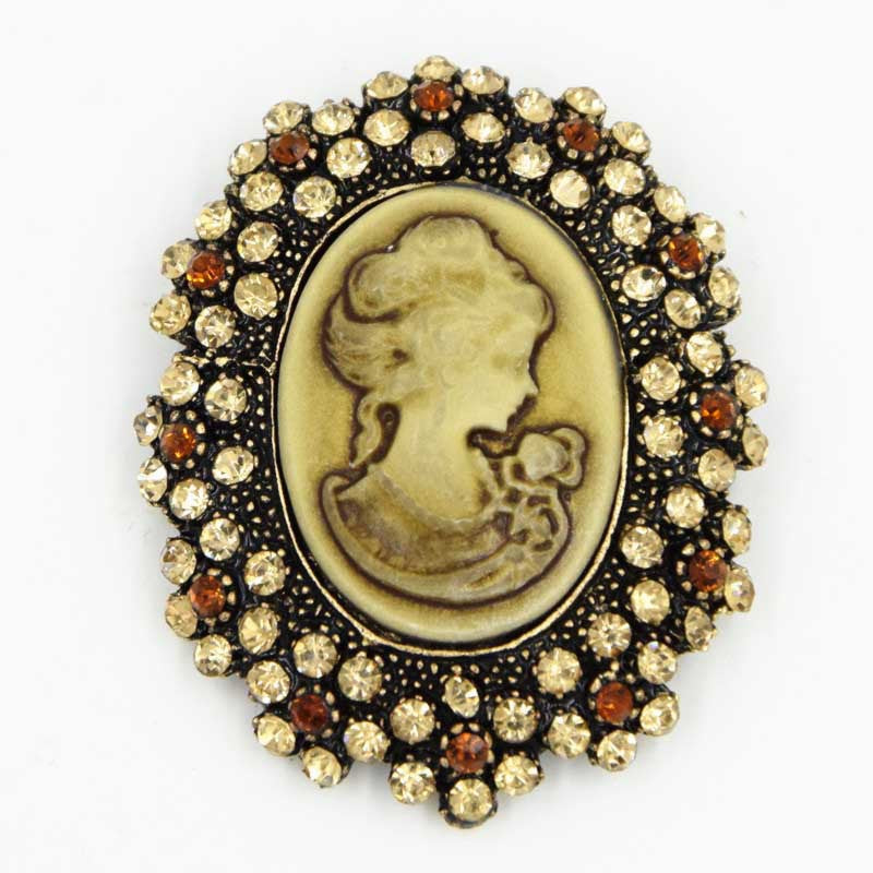 Brooch Queen Victoria Embossed Corsage