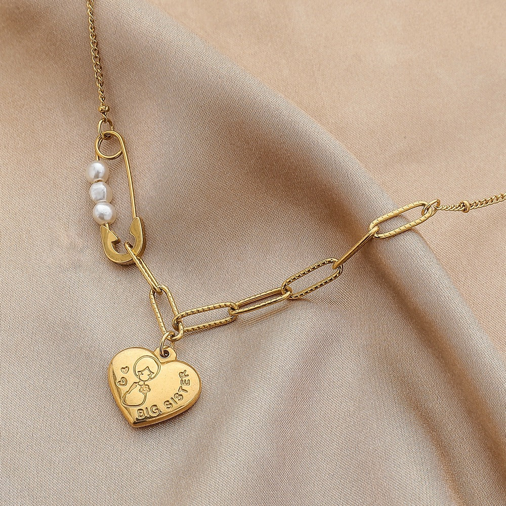 Golden Brooch Pearl Love Sisters Necklace